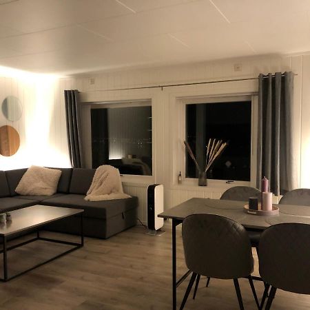 Apartmán Moderne Og Trivelig Leilighet, Med Unik Utsikt Tromsø Exteriér fotografie