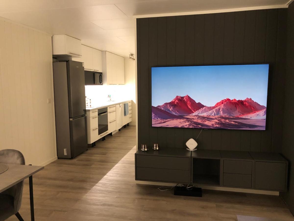 Moderne Og Trivelig Leilighet, Med Unik Utsikt Tromsø Exteriér fotografie