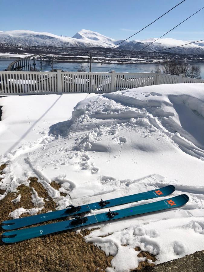 Apartmán Moderne Og Trivelig Leilighet, Med Unik Utsikt Tromsø Exteriér fotografie