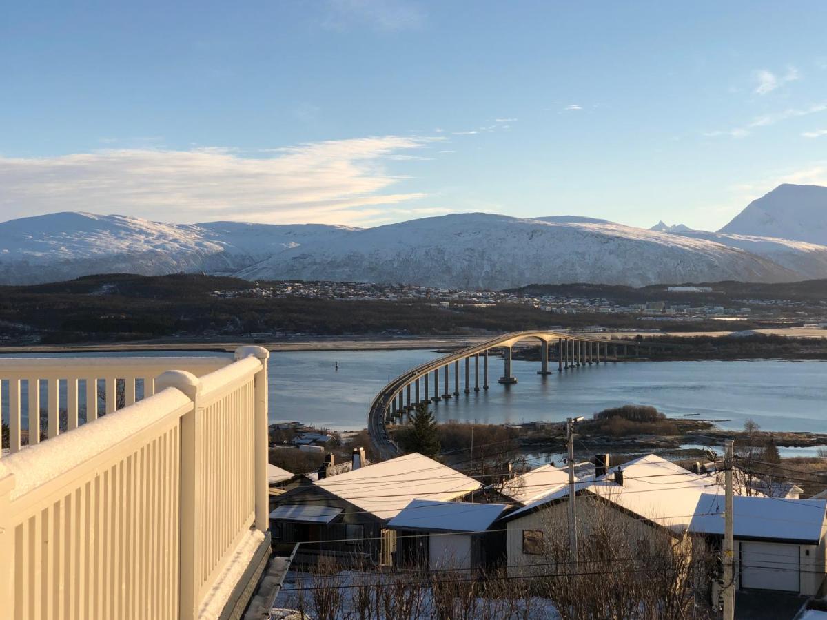 Moderne Og Trivelig Leilighet, Med Unik Utsikt Tromsø Exteriér fotografie