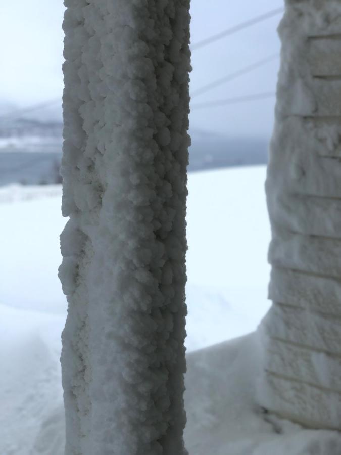 Moderne Og Trivelig Leilighet, Med Unik Utsikt Tromsø Exteriér fotografie